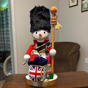Kurt Adler 13.25" Steinbach Great Britain Snowman Nutcracker